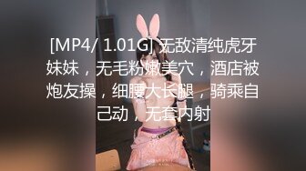 古典旗袍情趣小少妇，小夫妻卧室里操逼高潮