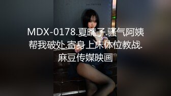 [MP4/ 618M] 性感红唇美少妇！和大屌炮友操逼！抓起大屌一顿，扶屌骑乘位深插到底