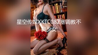 跟哥们3P老婆，前面吃着后面插着，第一次就很享受